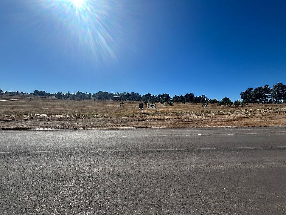 1st image of 3902 Pinehurst Cir