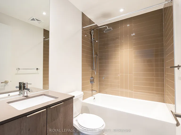 448 Burnhamthorpe Rd W #612 — Photo 19