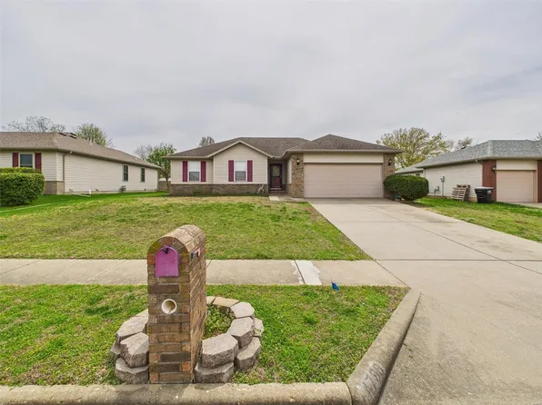 4798 W Kingsbury St, Springfield, MO 65802