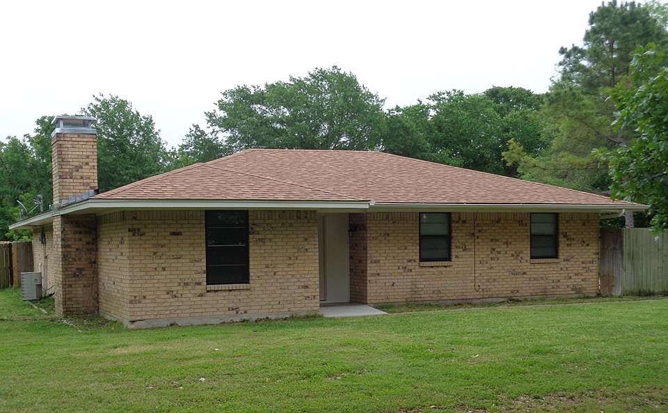 1st image of 1025 County Road 2404