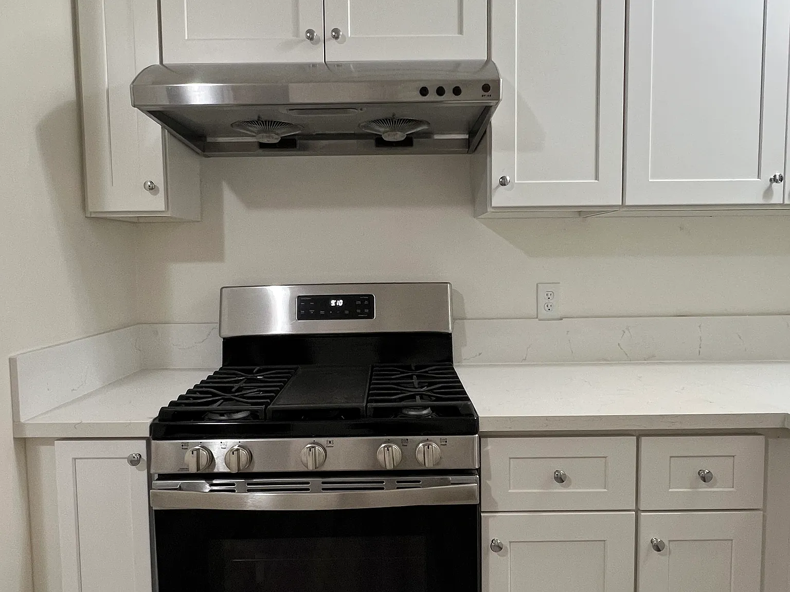 10819 Elliott Ave — Photo 3