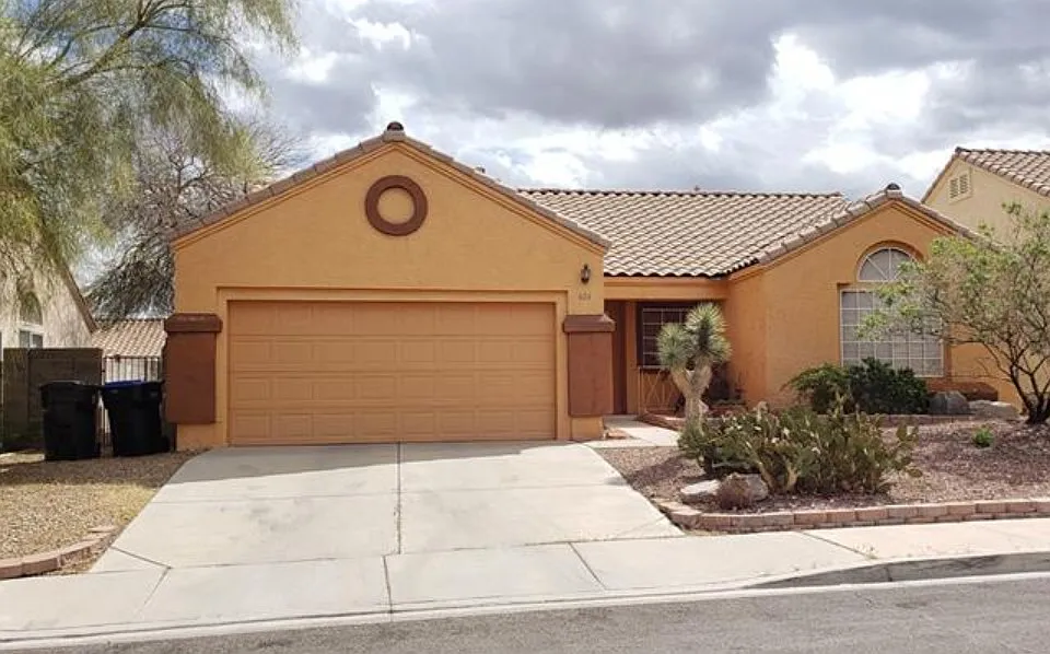 606 Lively Fiesta Way