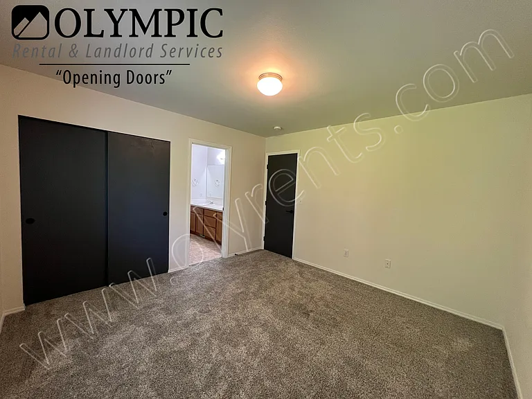 6702 Kirsop Village Dr SW — Photo 26