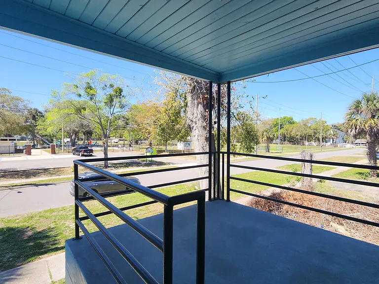 1033 Franklin St #1033 — Photo 3