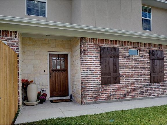 5th image of 4375 Dawn Lynn Dr