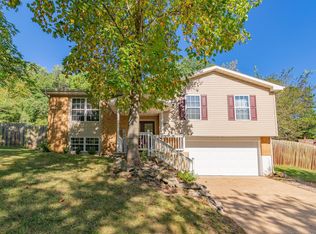 5213 Darkmoor Ln, Imperial, MO 63052