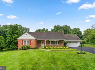 10833 Hunting Ln, Columbia, MD 21044