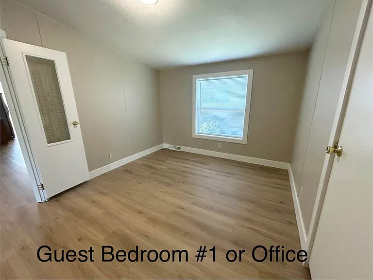 852 Charles Rd — Photo 22