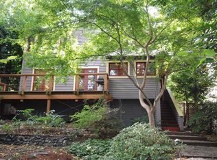 1077 26th Ave E, Seattle, WA 98112