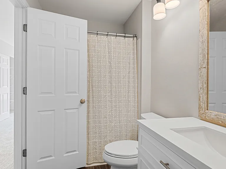 580 Cloverfield Ln #301 — Photo 12