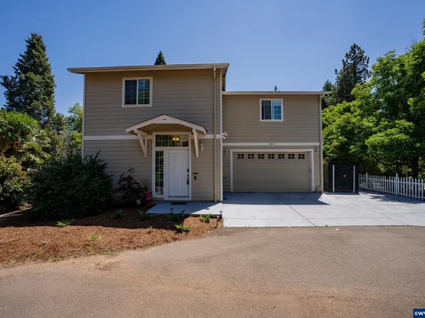 2872 Bluff Ave SE, Salem, OR 97302