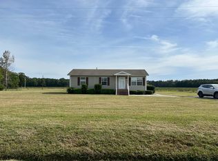 13531 Raynor Rd, Ivor, VA 23866