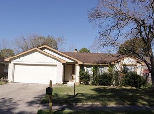 4234 Southchase Ln, Houston, TX 77014