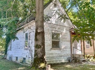 2428 N 15th St, Springfield, IL 62702