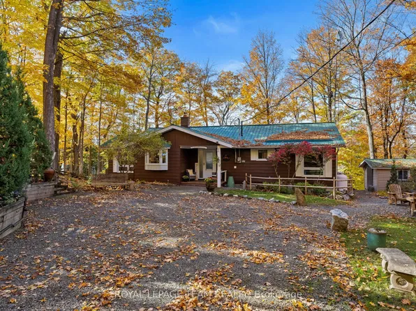 52 Benson Lake Ln, Rideau Lakes, ON K0G 1E0