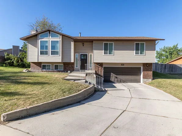 228 E Golden Willow Cir, Sandy, UT 84070