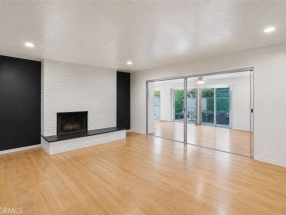 5th image of 4715 Presidio Dr