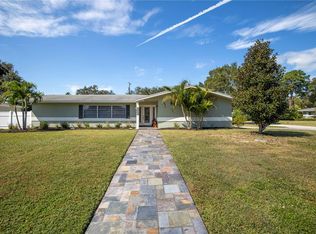 1730 Golf View Dr, Belleair, FL 33756