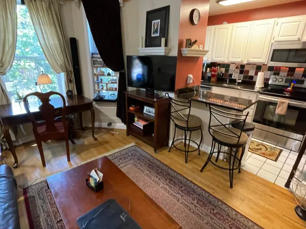 1715 Euclid St NW APT 4, Washington, DC 20009