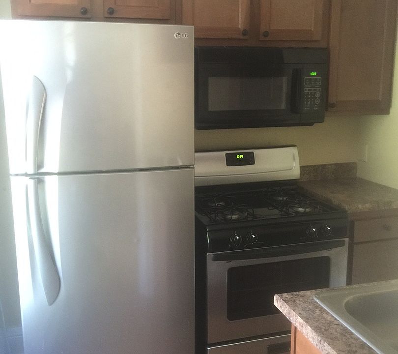 1st image of 86 Meigs St APT 3