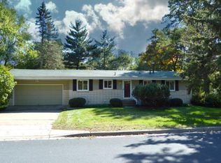 3024 Woodale Dr, Mounds View, MN 55112