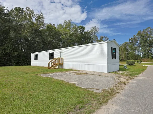 122 Lida Lane, Loris, SC 29569