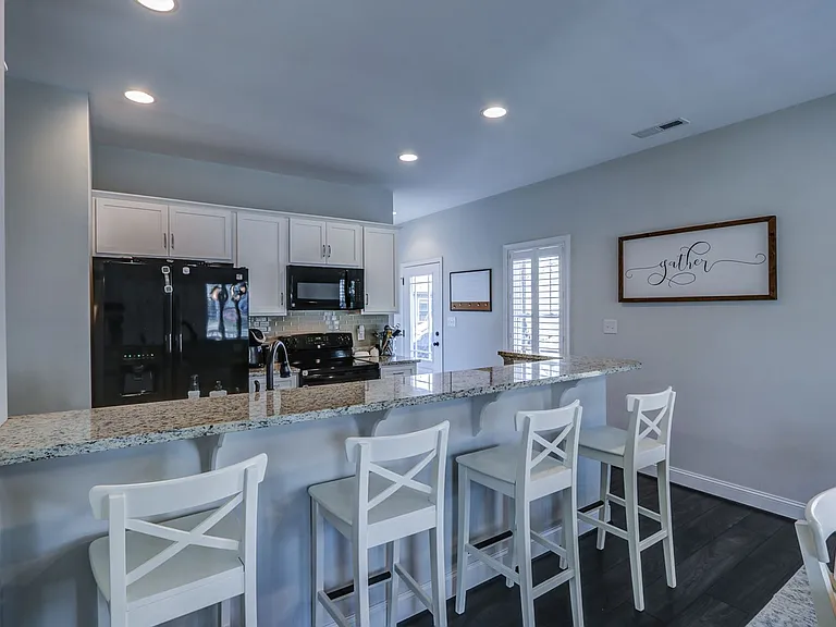 105 Ridgeline Ln — Photo 12