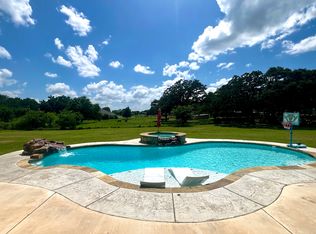 104 Sun Valley Ln, Weatherford, TX 76087