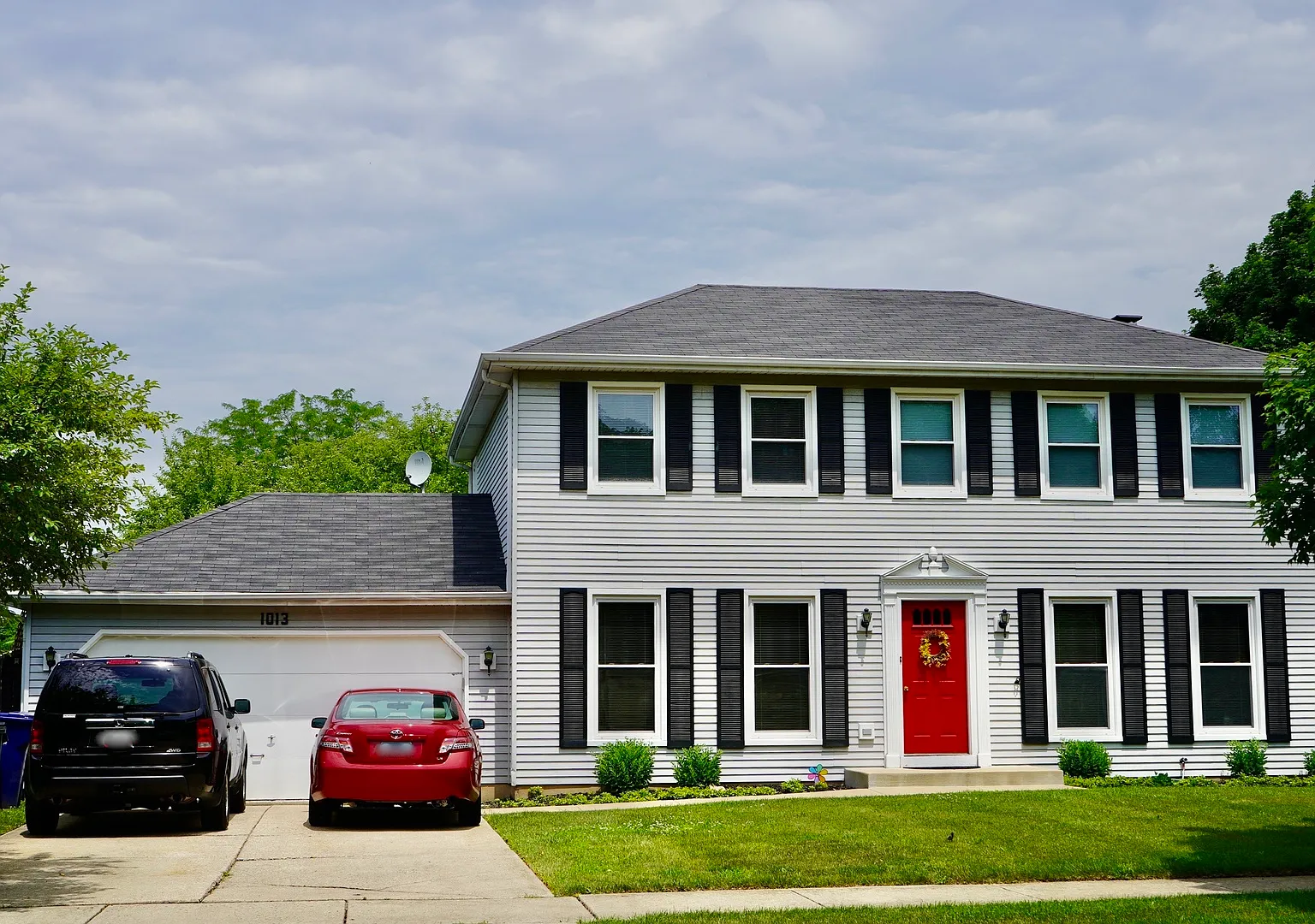 4 bed, 2.5 bath, 2300 sqft, $3,750 — Photo 1