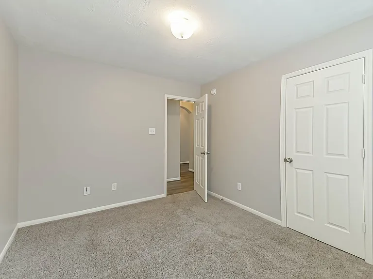 13831 Hillingdale Ln — Photo 29