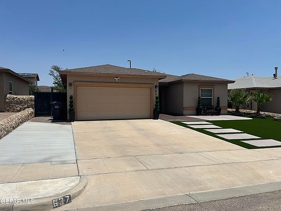 5th image of 637 Torres Altos St
