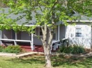 4400 Bach Dr, Sherrills Ford, NC 28673