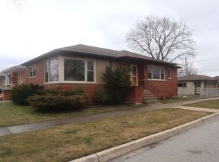 2900 W 101st Pl, Evergreen Park, IL
