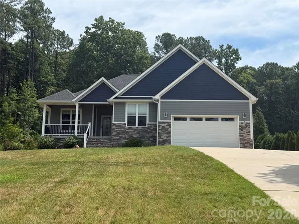 4072 Barbrick St, Sherrills Ford, NC 28673