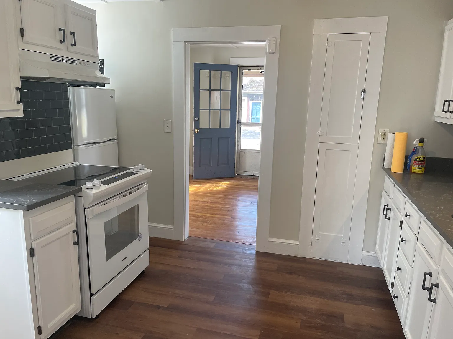 3 bed, $3,550 — Photo 2