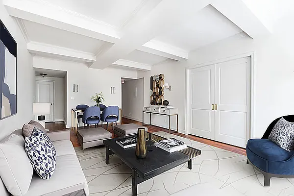 Rented by Compass | media 12