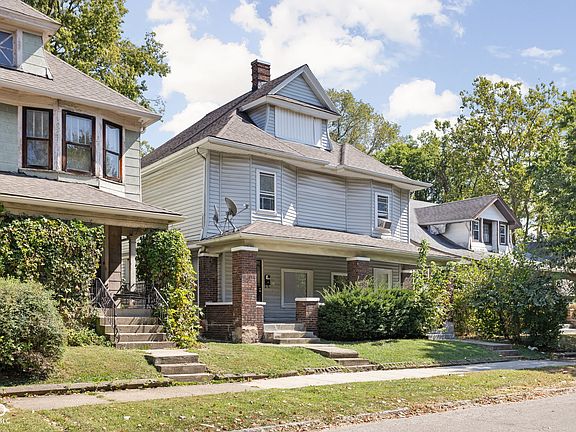 2nd image of 425-427 Jefferson Ave