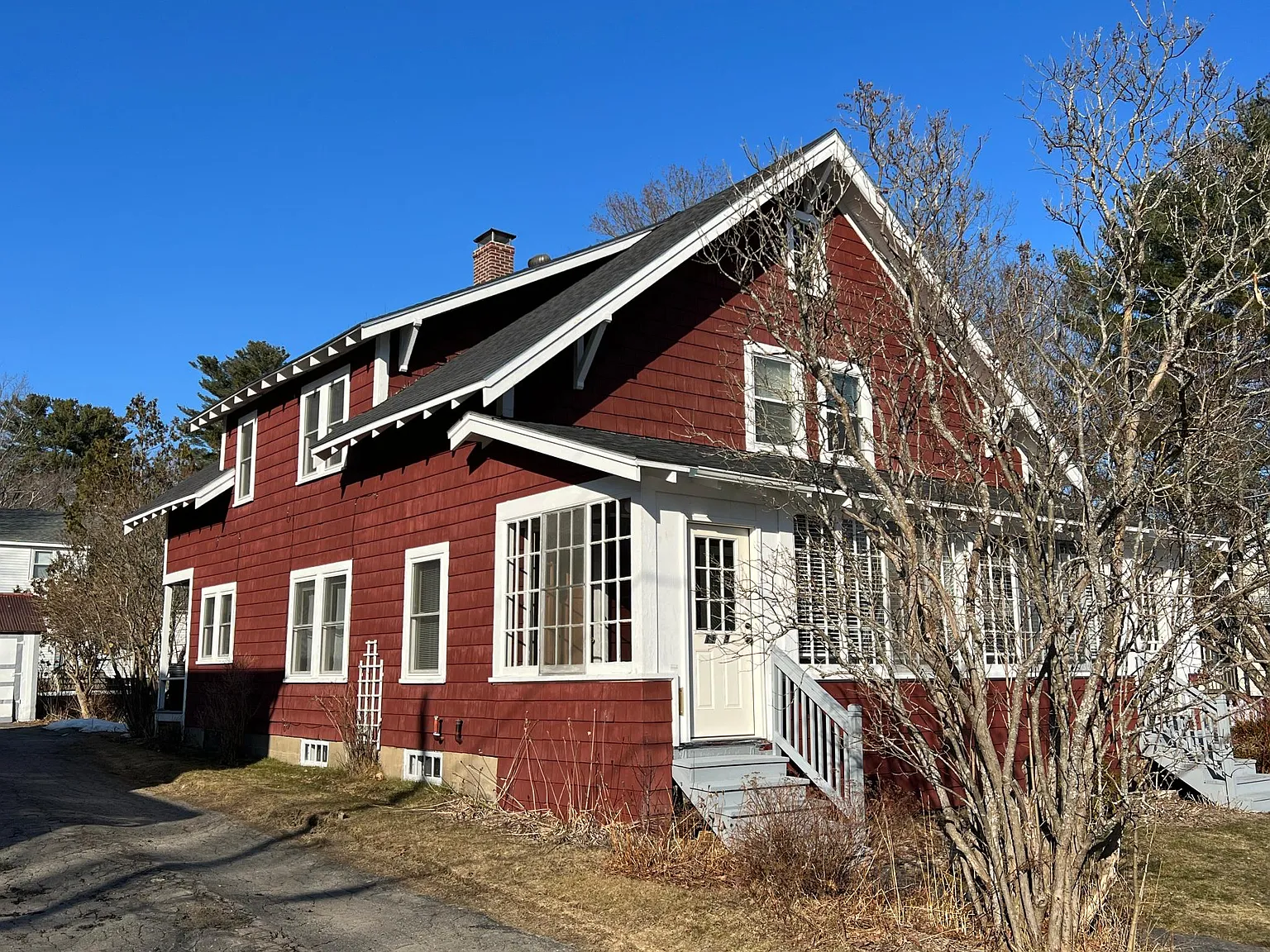 3 bed, 1200 sqft, $2,000 — Photo 1