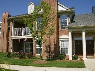 56645 Scotland Blvd, Shelby Twp, MI 48316