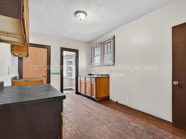 5944 Thekla Ave — Photo 4