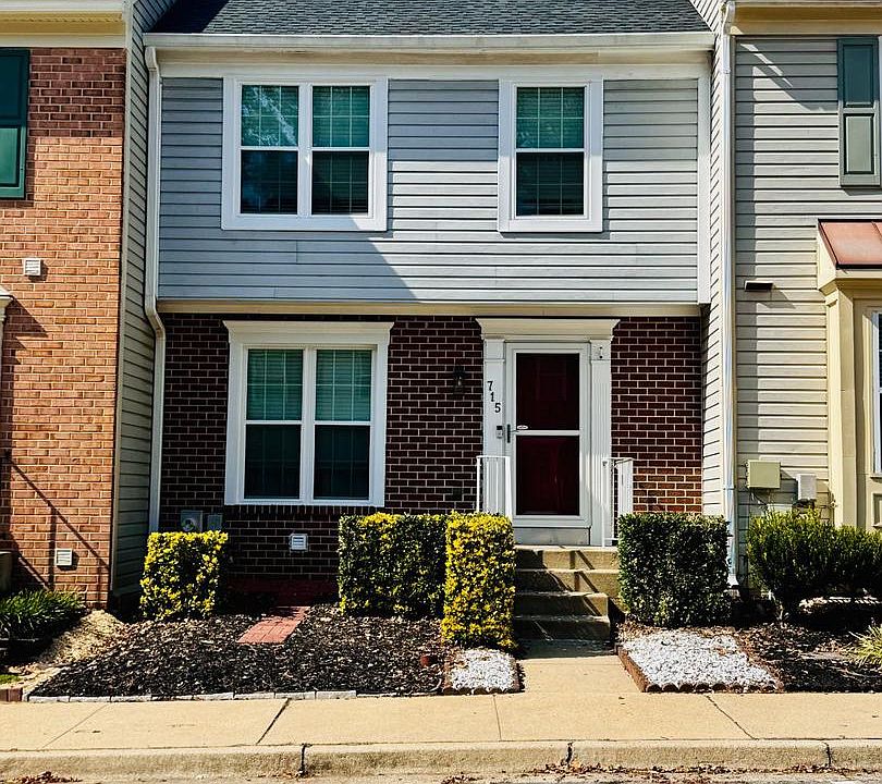 2nd image of 715 Lions Gate Ln
