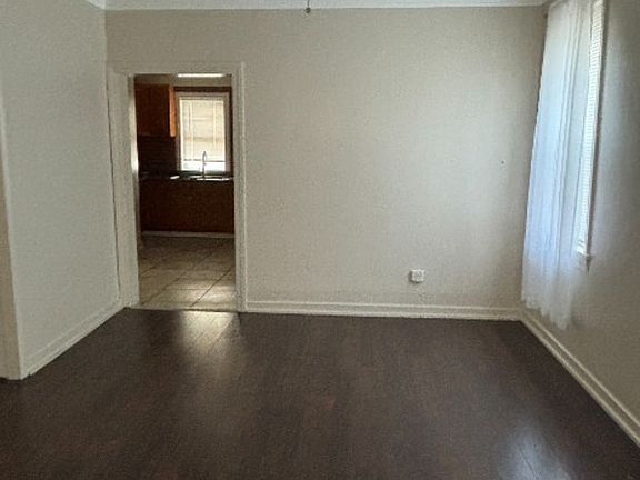 2nd image of 3348 W 94th St Unit A