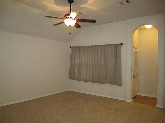 2nd image of 10414 Gerlach St