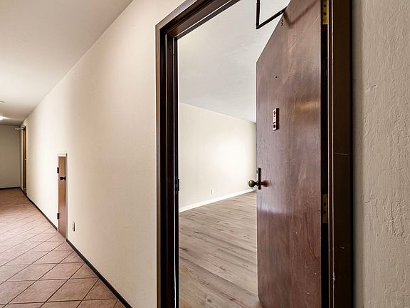 4th image of 3515 25th St APT 104