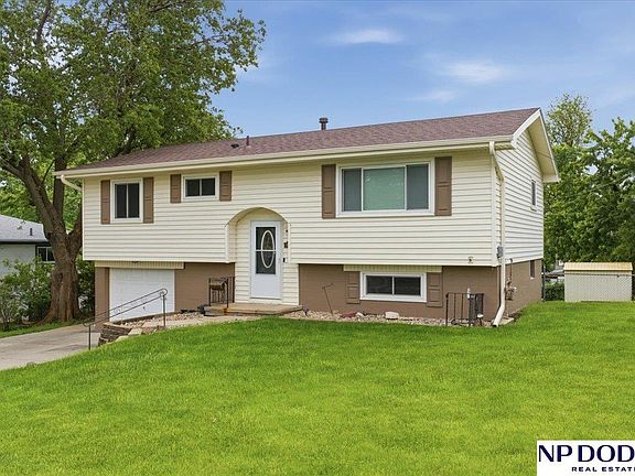 3rd image of 9025 Valley View Dr