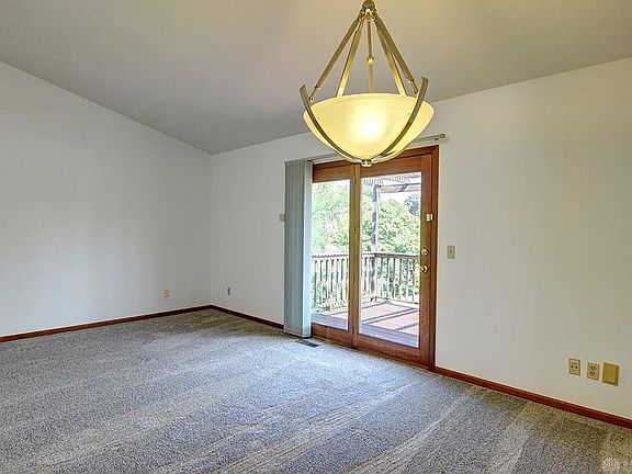 5th image of 1572 Longbow Ln