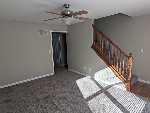 3rd image of 13 Marvin Dr