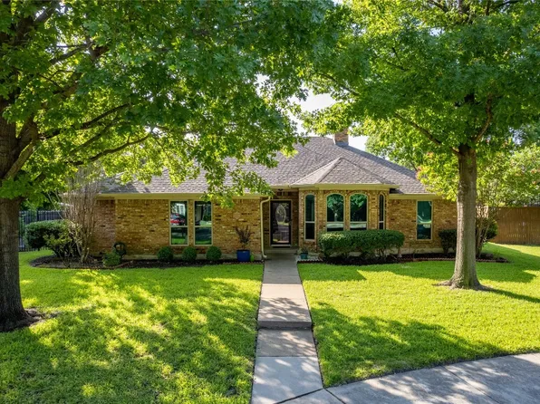 2328 Dundee Pl, Carrollton, TX 75007