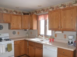 314 W Lahman St, Franklin Grove, IL 61031