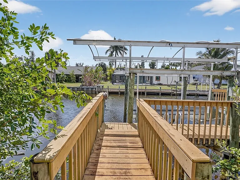 5541 Harborage Dr — Photo 47